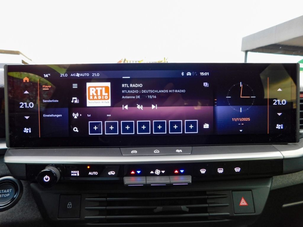 Fahrzeugabbildung Opel Grandland 1.2 GS 48V Mild-Hybrid LED Multimedia