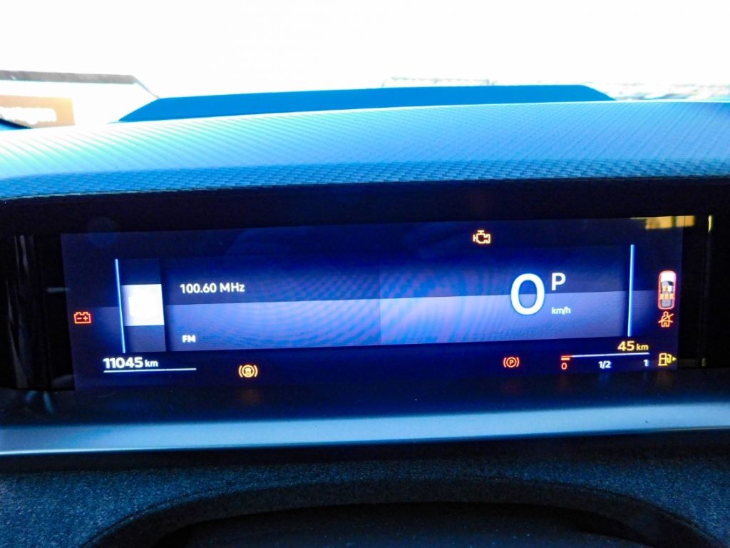 Fahrzeugabbildung Opel Grandland 1.2 GS 48V Mild-Hybrid LED AHK Navi H