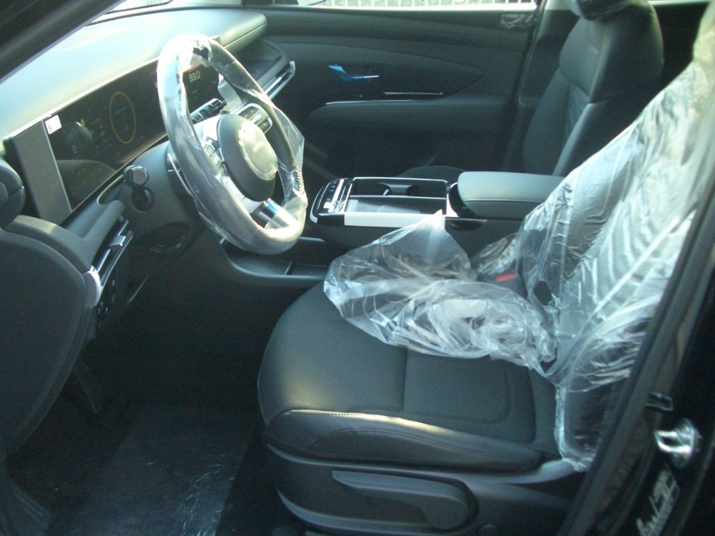 Fahrzeugabbildung Hyundai Tucson Facelift MJ25 Hybrid 2WD Trend, Krell