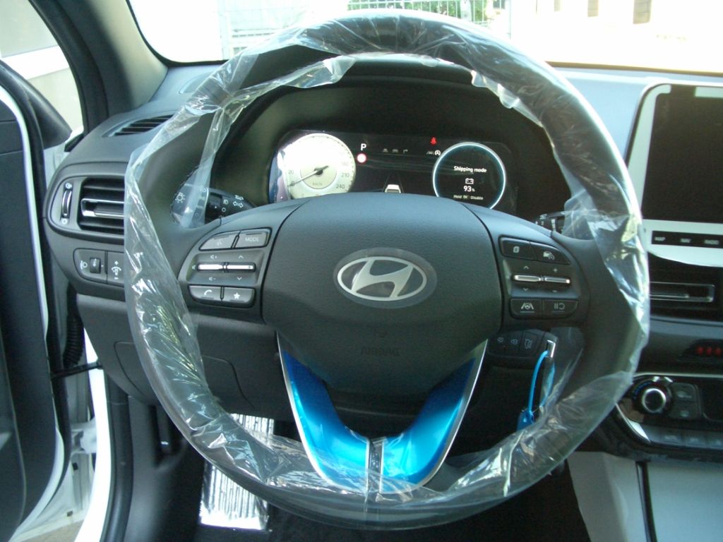 Fahrzeugabbildung Hyundai i30 FL 1.0 T-GDI DCT Advantage, Navi, LED MJ25!