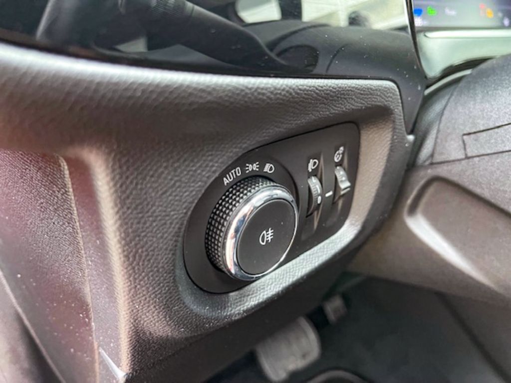 Fahrzeugabbildung Opel Corsa-e Corsa Elektric 3-Phasen 11KW Charger Al