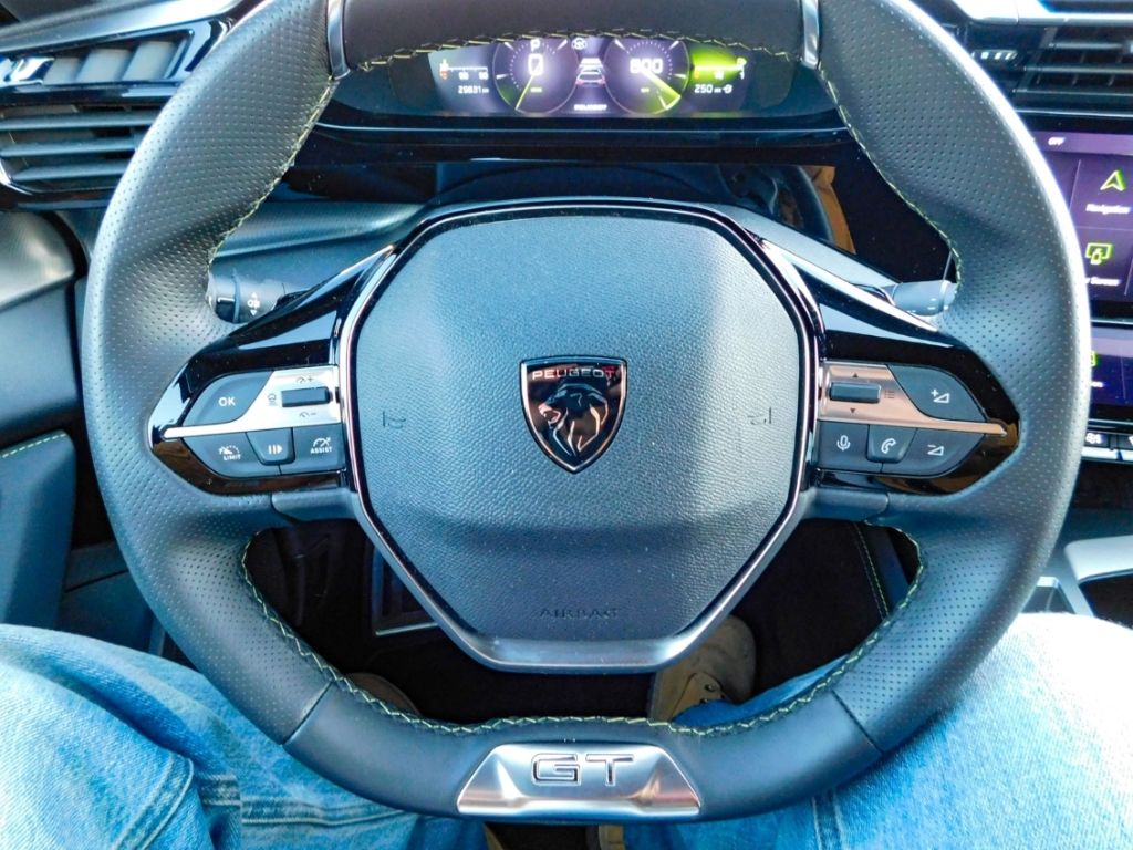 Fahrzeugabbildung Peugeot 308 SW GT Navi 2x Kamera Ganzjahresreifen