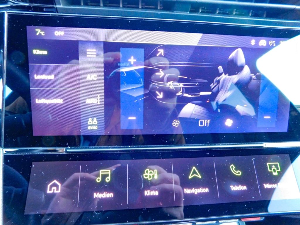 Fahrzeugabbildung Peugeot 308 SW GT Navi 2x Kamera Ganzjahresreifen