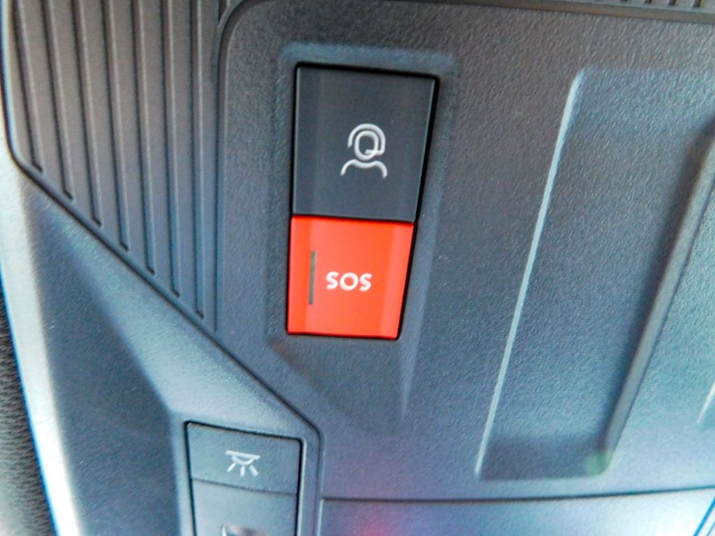 Fahrzeugabbildung Peugeot 308 SW GT Navi 2x Kamera Ganzjahresreifen