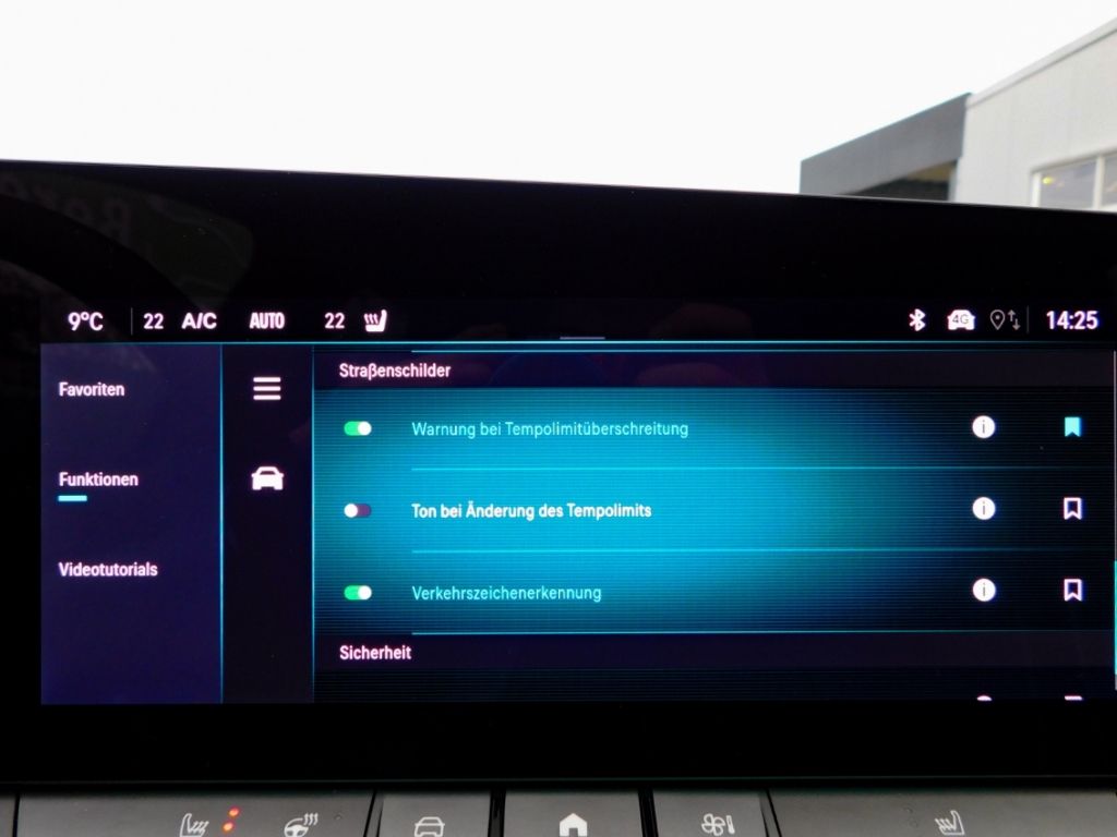 Fahrzeugabbildung Opel Astra L Sports Tourer GS Plug-in-Hybrid Navi AHK