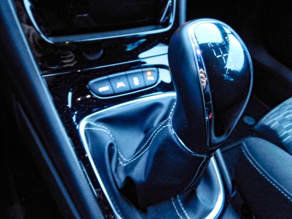 Fahrzeugabbildung Opel Astra K 1,4 Turbo 2x Kamera AHK Ganzjahresreifen