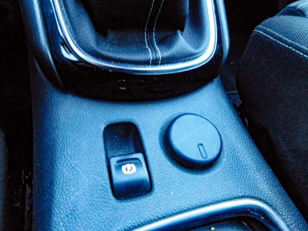 Fahrzeugabbildung Opel Astra K 1,4 Turbo 2x Kamera AHK Ganzjahresreifen