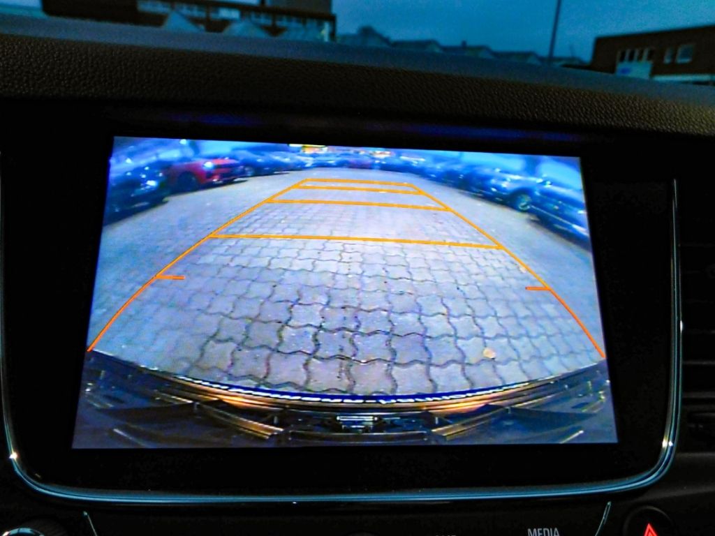 Fahrzeugabbildung Opel Astra K 1,4 Turbo 2x Kamera AHK Ganzjahresreifen