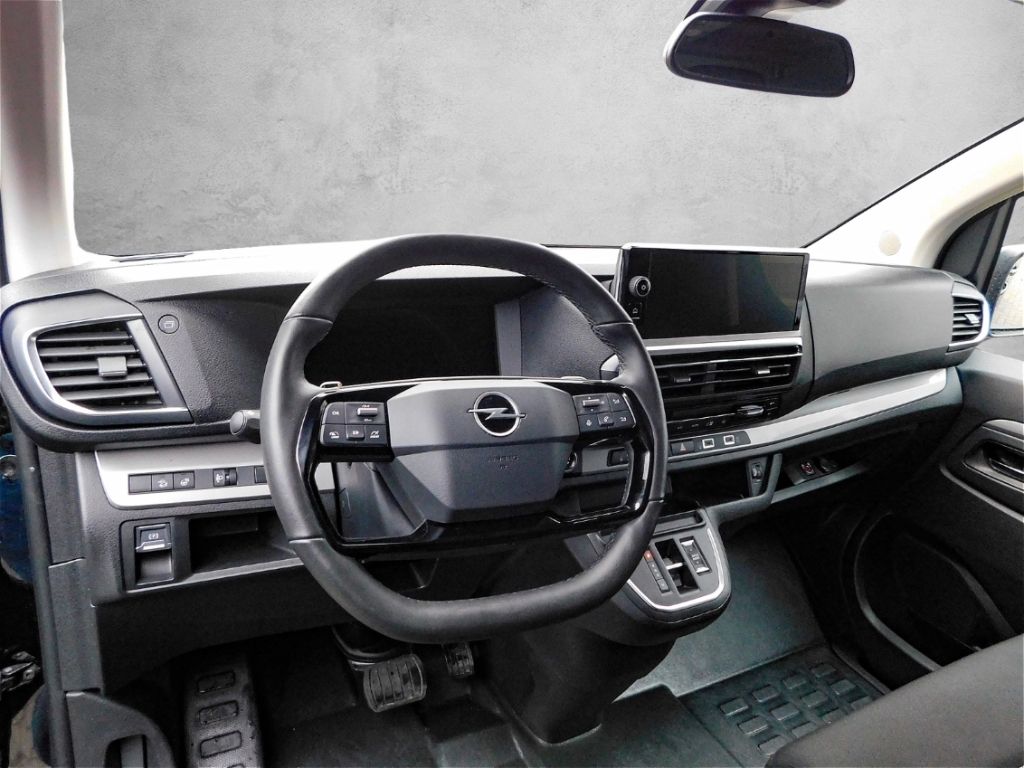 Fahrzeugabbildung Opel Zafira Life XL Irmscher Radsatz & Bodykit Navi