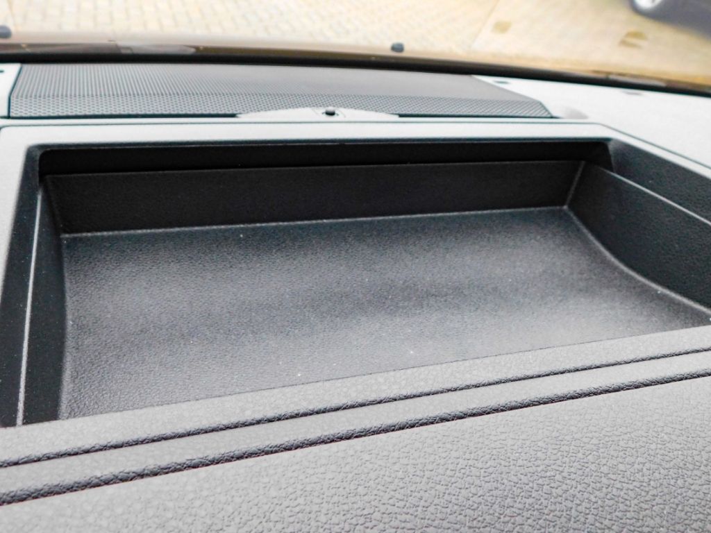 Fahrzeugabbildung Opel Zafira Life XL Irmscher Radsatz & Bodykit Navi