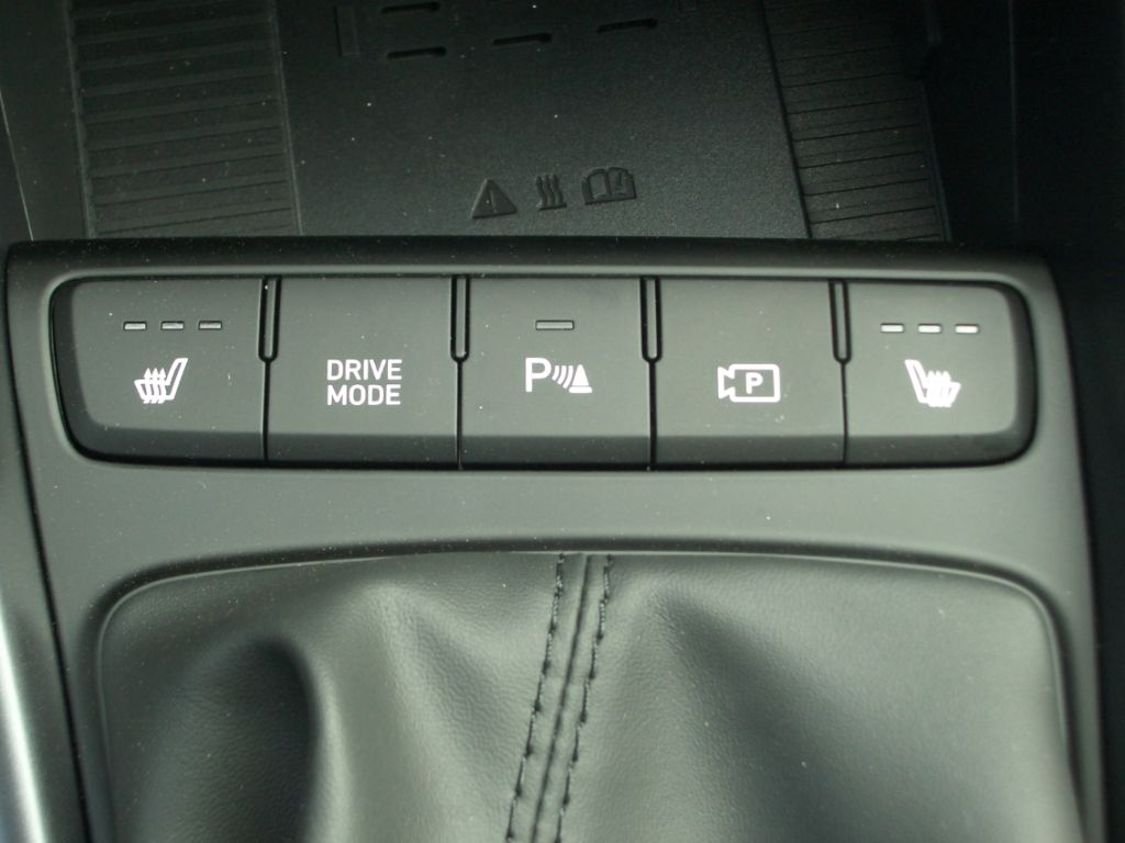 Fahrzeugabbildung Hyundai i20 Facelift MJ25 1.0 Prime, LED, Navi, Bose