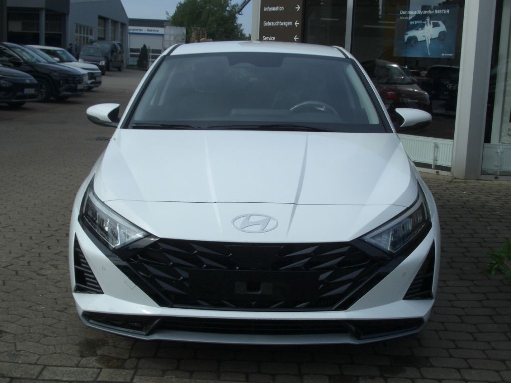 Fahrzeugabbildung Hyundai i20 Facelift MJ25 1.0 Prime, LED, Navi, Bose