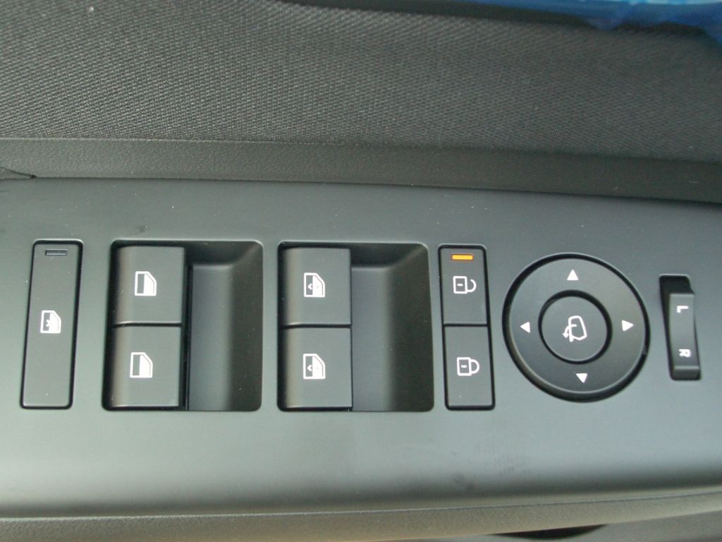 Fahrzeugabbildung Hyundai KONA ELEKTRO SX2 MJ26 49 kWh Trend, Assistenz, H