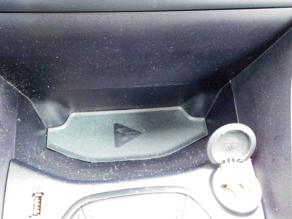 Fahrzeugabbildung Ford Fiesta Cool & Connect 1,1ltr. 55KW 75PS Winterpa