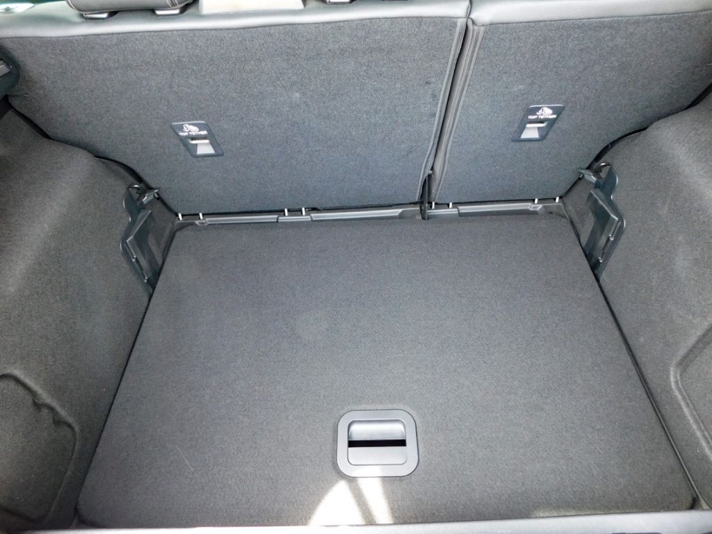 Fahrzeugabbildung Ford Puma Titanium X 1.0 EcoBoost Winterpaket Fahrera