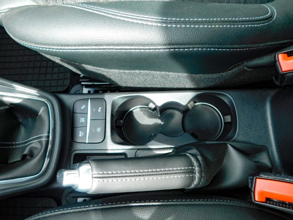 Fahrzeugabbildung Ford Puma Titanium X 1.0 EcoBoost Winterpaket Fahrera