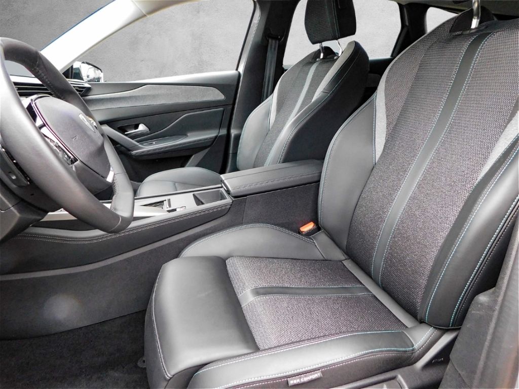 Fahrzeugabbildung Peugeot 308 SW Allure 1,5 Diesel Automatik Navi 2x Kamer