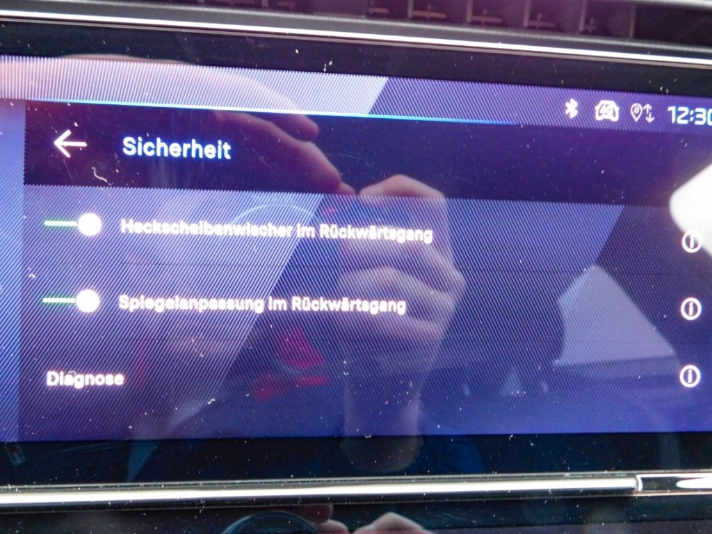 Fahrzeugabbildung Peugeot 308 SW Allure 1,5 Diesel Automatik Navi 2x Kamer