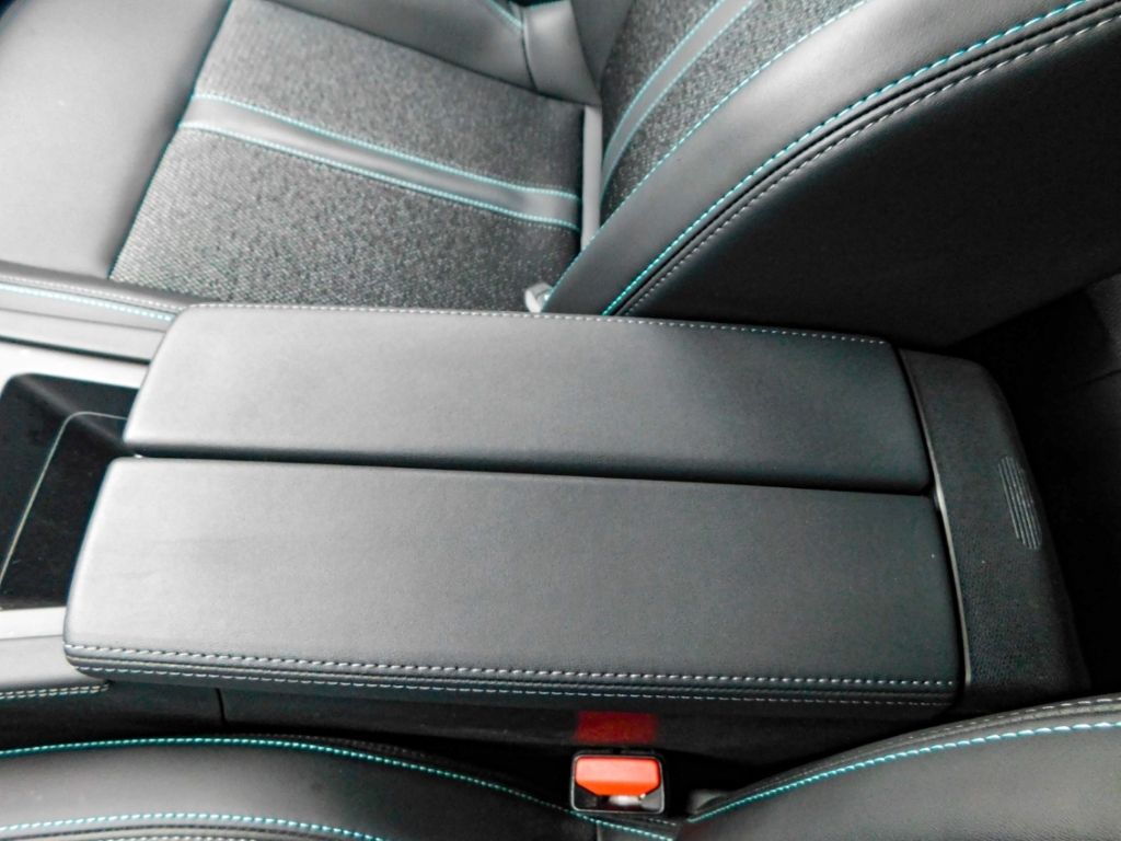 Fahrzeugabbildung Peugeot 308 SW Allure 1,5 Diesel Automatik Navi 2x Kamer