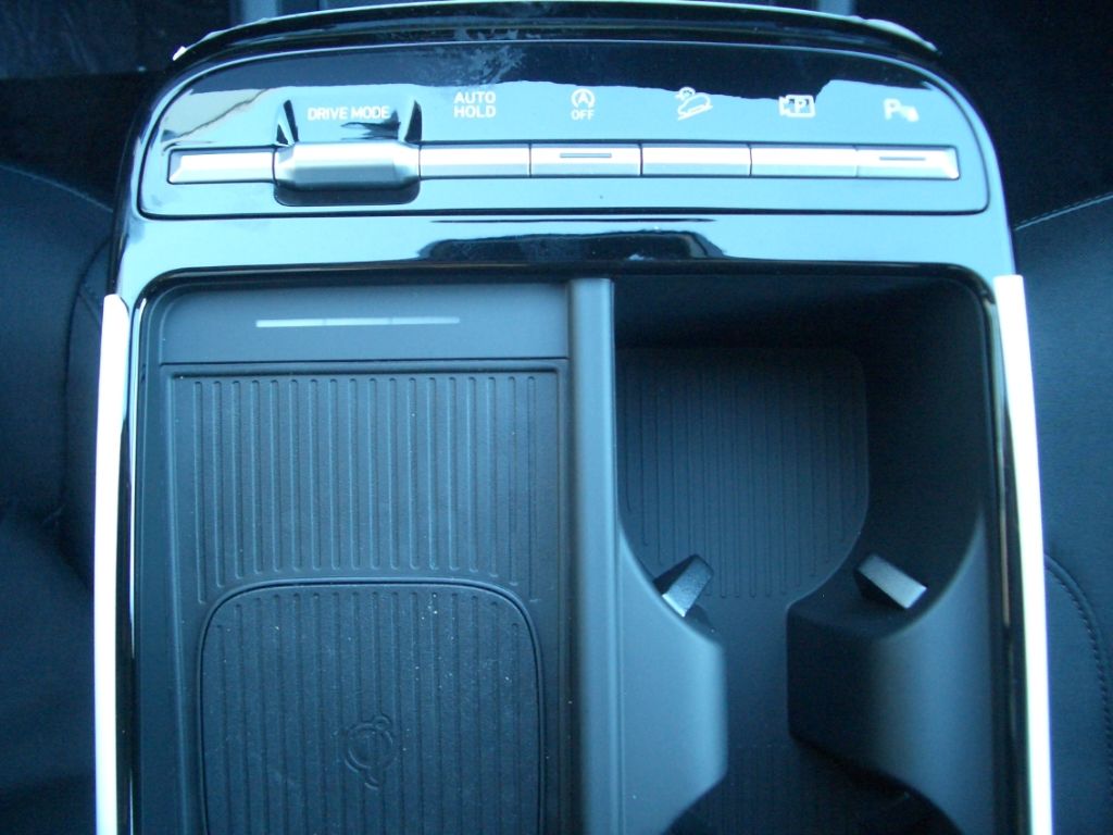 Fahrzeugabbildung Hyundai Tucson Facelift MJ2026 1.6 DCT 2WD Trend