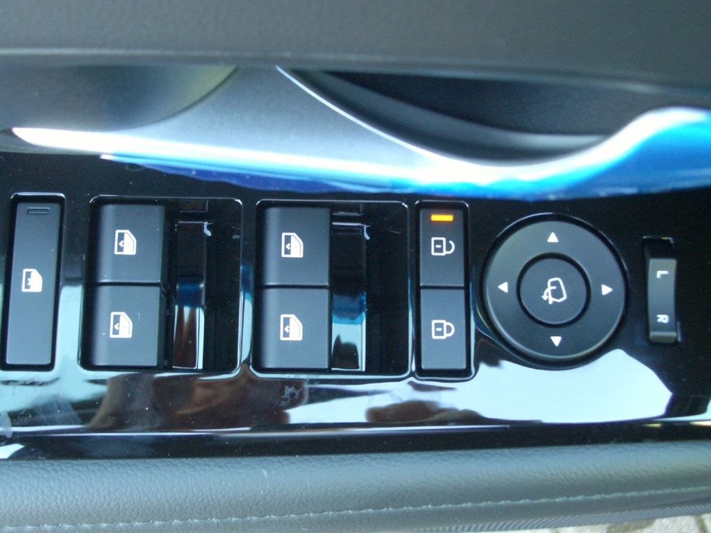 Fahrzeugabbildung Hyundai Tucson Facelift MJ2026 1.6 DCT 2WD Trend