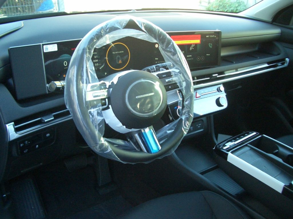 Fahrzeugabbildung Hyundai Tucson Facelift MJ2026 1.6 DCT 2WD Trend