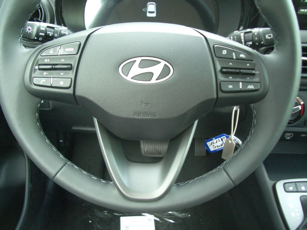 Fahrzeugabbildung Hyundai i10 Facelift 1.2 AT Trend Navigation, Kamera