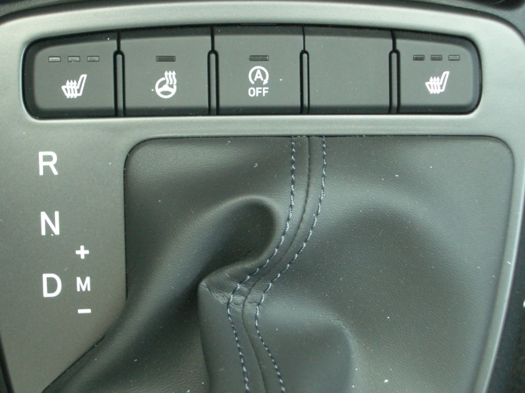 Fahrzeugabbildung Hyundai i10 Facelift 1.2 AT Trend Navigation, Kamera