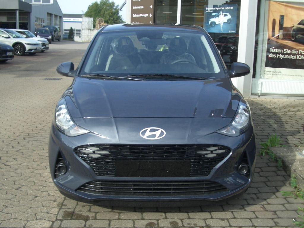 Fahrzeugabbildung Hyundai i10 Facelift 1.2 AT Trend Navigation, Kamera