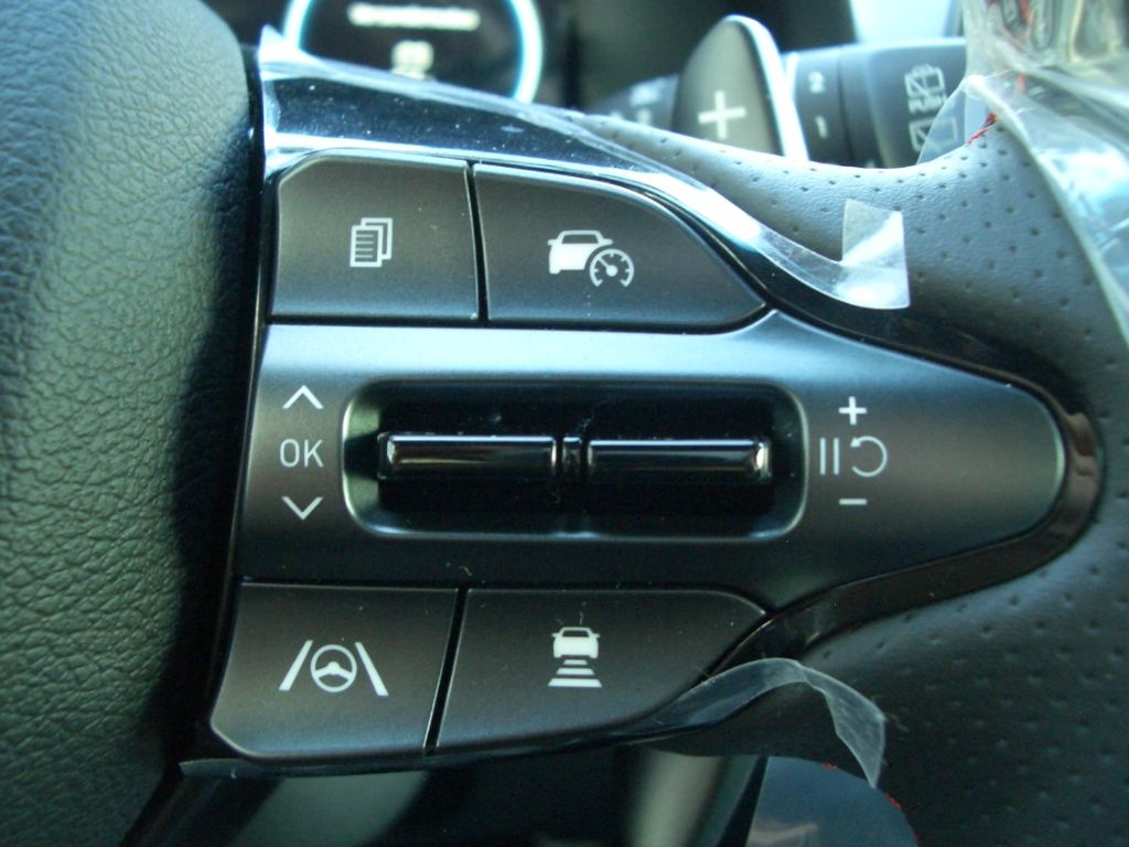 Fahrzeugabbildung Hyundai i30 MJ25 1.5 Turbo DCT N-Line, Sitz-Paket, Panor