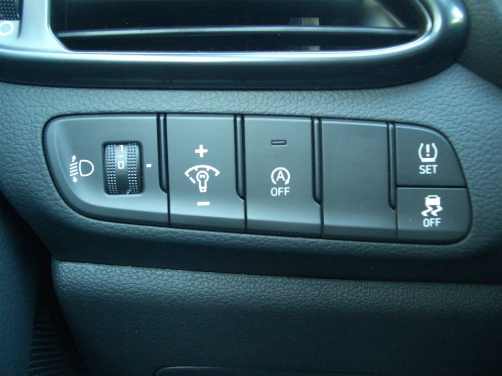 Fahrzeugabbildung Hyundai i30 MJ25 1.5 Turbo DCT N-Line, Sitz-Paket, Panor