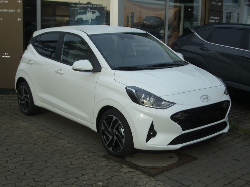 Hyundai i10 Facelift 1.2 AT Prime, Navi, helle Polster