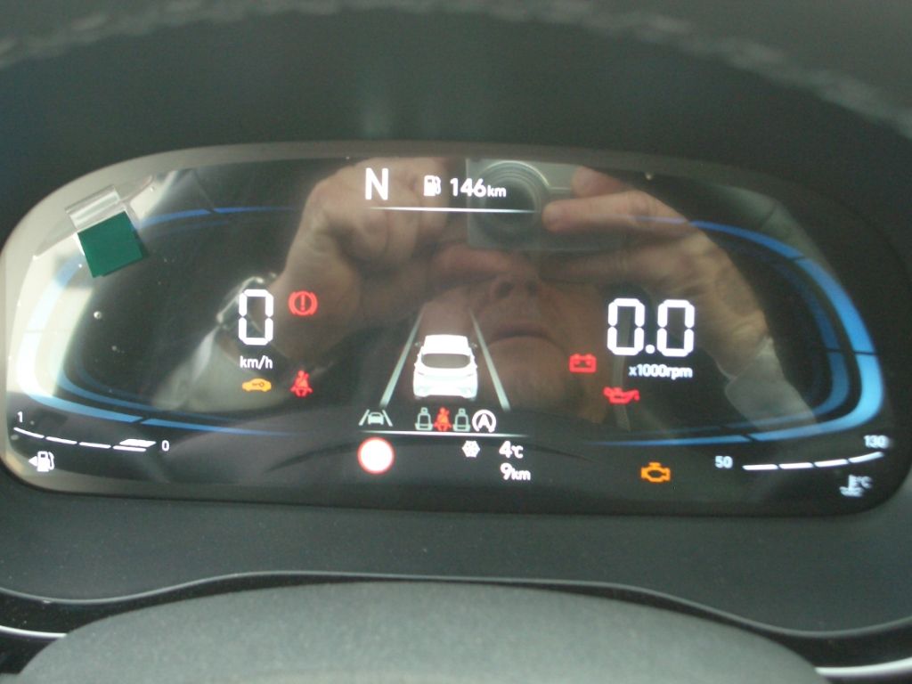 Fahrzeugabbildung Hyundai i10 Facelift 1.2 AT Prime, Navi, helle Polster