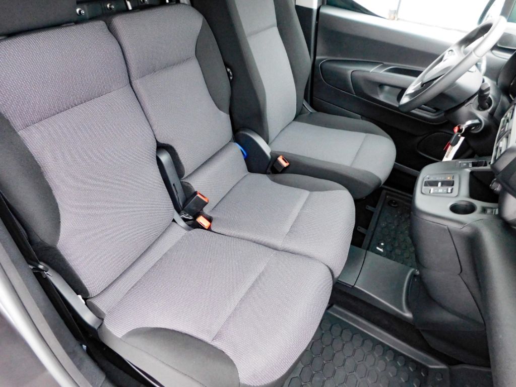 Fahrzeugabbildung Opel Combo E Cargo - e Edition XL Navi Kamera 11KW Ch