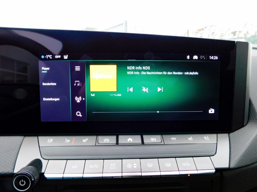 Fahrzeugabbildung Opel Astra L ST Automatik Ultimate Panoramadach Lede