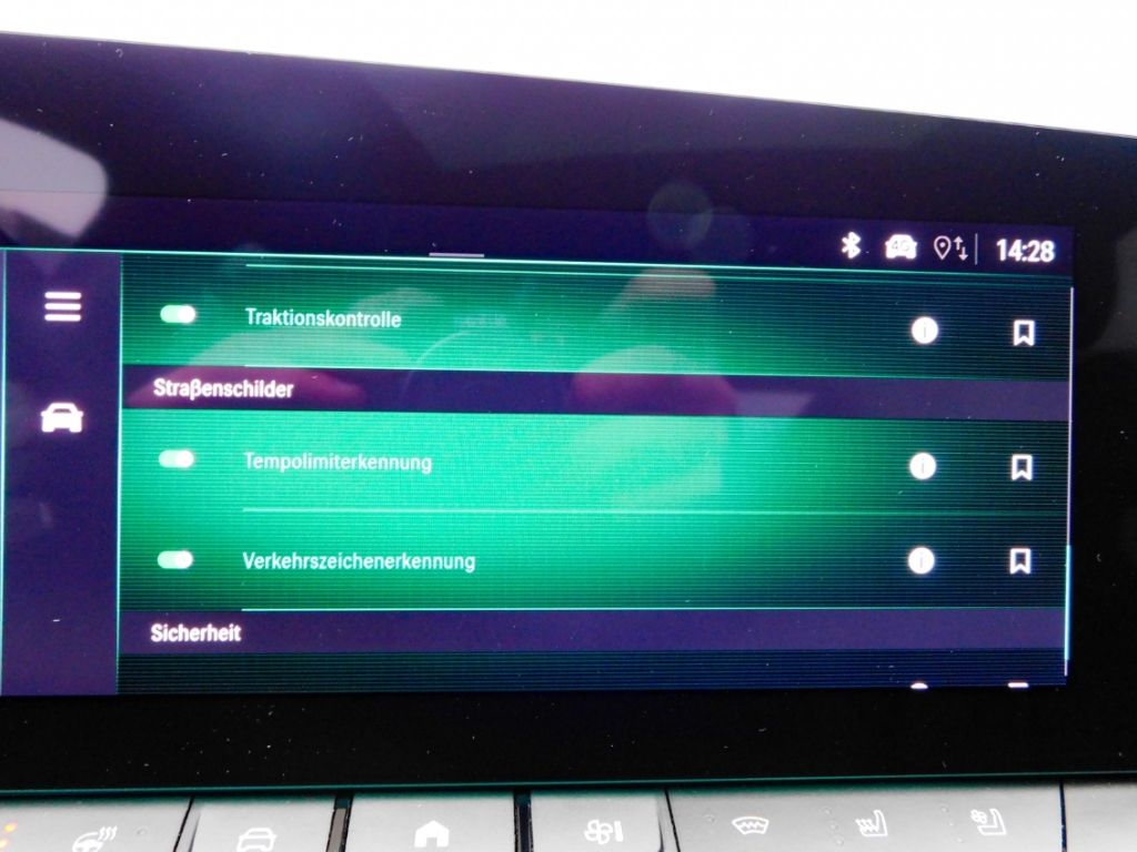 Fahrzeugabbildung Opel Astra L ST Automatik Ultimate Panoramadach Lede