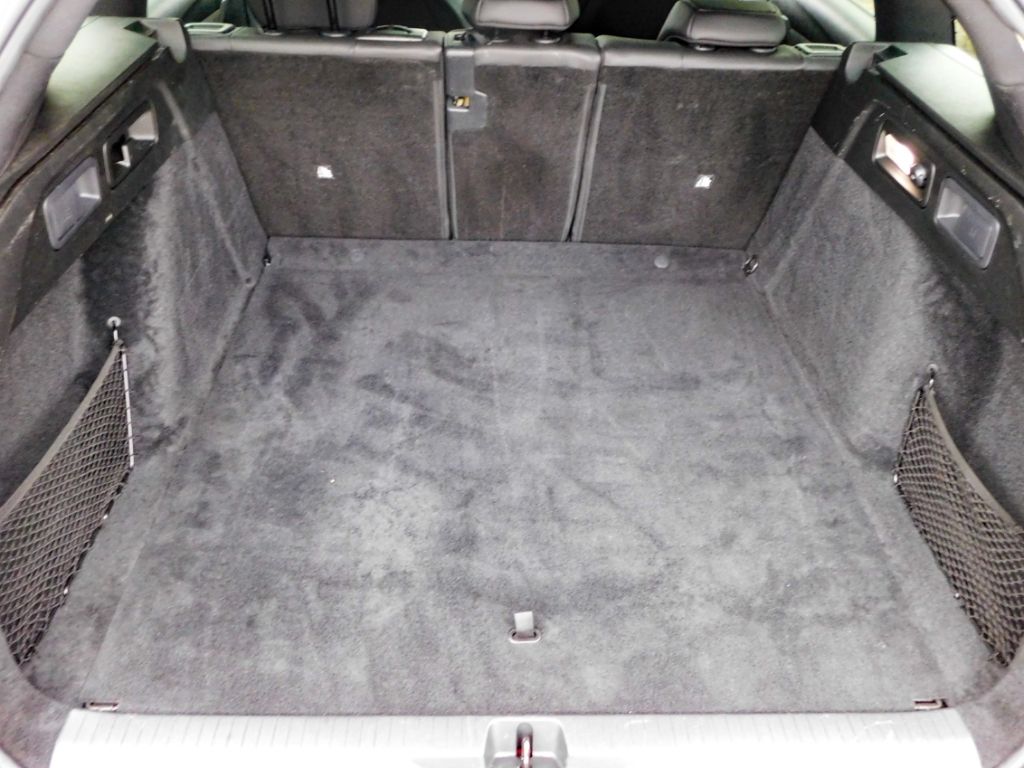 Fahrzeugabbildung Opel Astra L ST Automatik Ultimate Panoramadach Lede