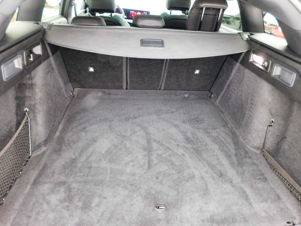 Fahrzeugabbildung Opel Astra L ST Automatik Ultimate Panoramadach Lede