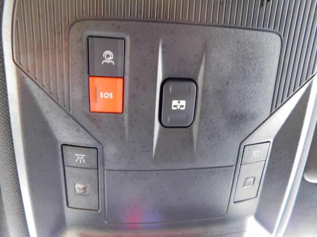 Fahrzeugabbildung Opel Astra L ST Automatik Ultimate Panoramadach Lede