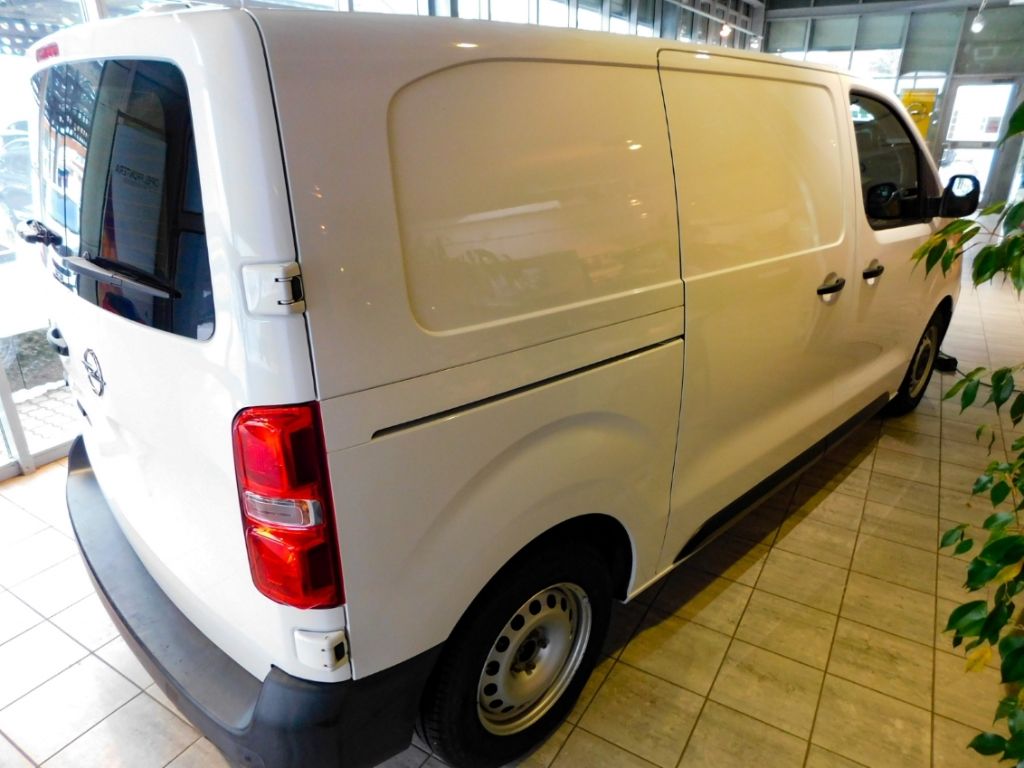 Fahrzeugabbildung Opel Vivaro Cargo-e Edition M 75 kWh Klima Apple Car
