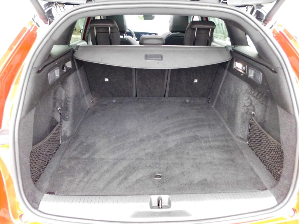 Fahrzeugabbildung Opel Astra L ST Diesel Autom.Ultimate Panoramadach L