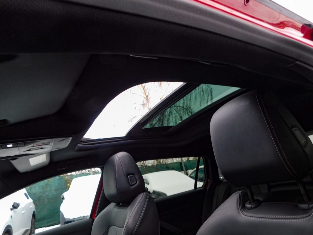 Fahrzeugabbildung Opel Astra L ST Diesel Autom.Ultimate Panoramadach L