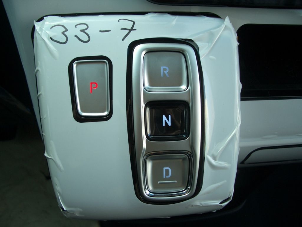 Fahrzeugabbildung Hyundai STARIA 9-Sitzer Hybrid 2WD Trend, Park-, Easy-Pa