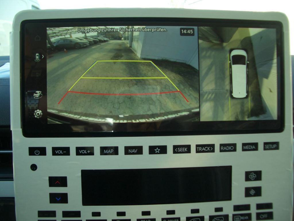 Fahrzeugabbildung Hyundai STARIA 9-Sitzer Hybrid 2WD Trend, Park-, Easy-Pa