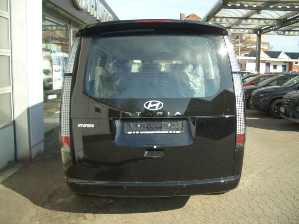 Fahrzeugabbildung Hyundai STARIA 9-Sitzer Hybrid 2WD Trend, Park-, Easy-Pa