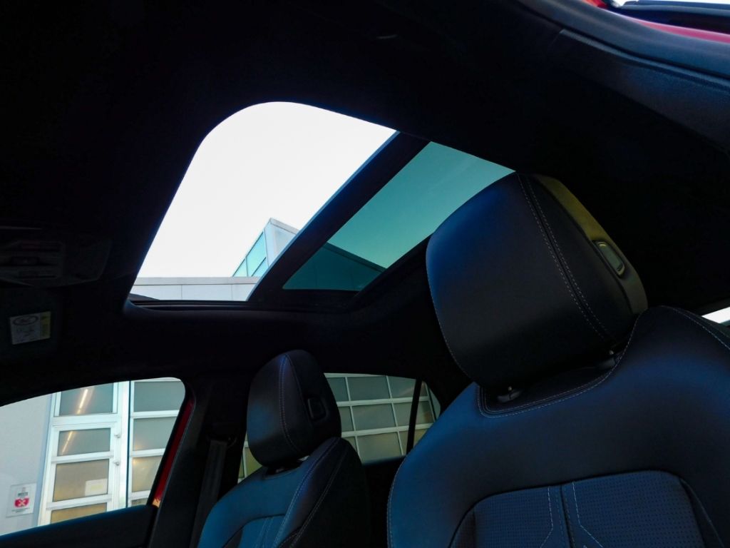 Fahrzeugabbildung Opel Astra L 1,2 Ultimate Automatik Leder Panoramadac