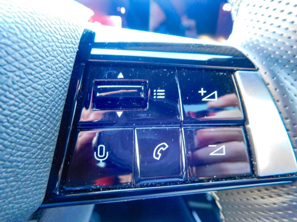 Fahrzeugabbildung Opel Astra L 1,2 Ultimate Automatik Leder Panoramadac