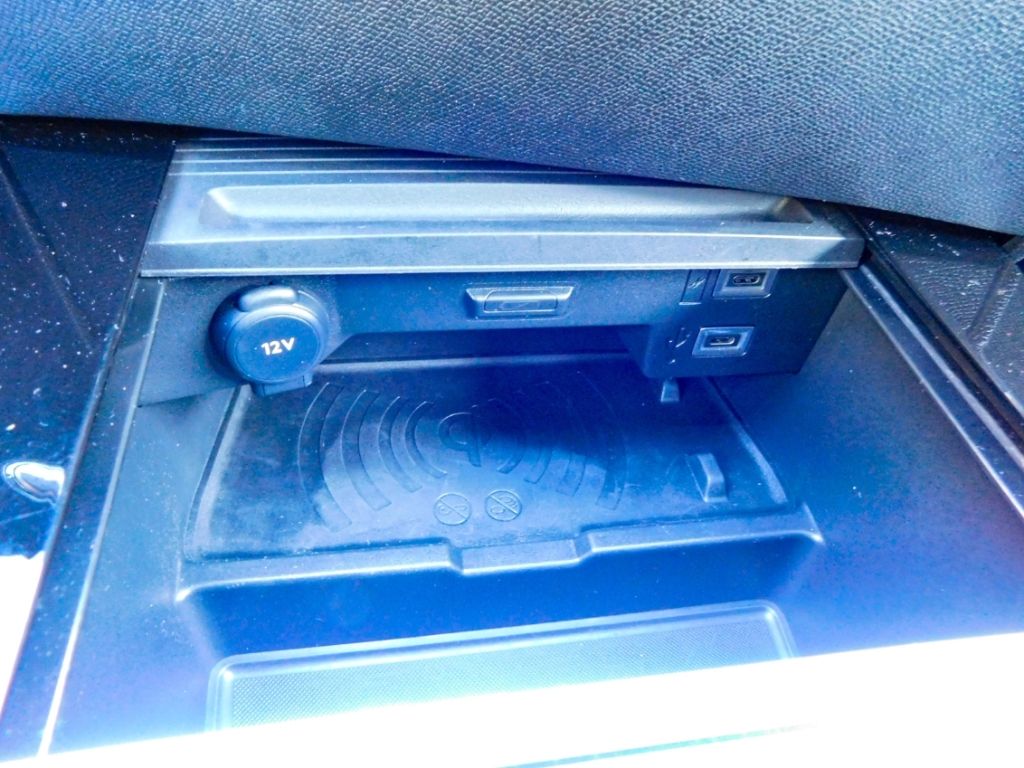 Fahrzeugabbildung Opel Astra L 1,2 Ultimate Automatik Leder Panoramadac