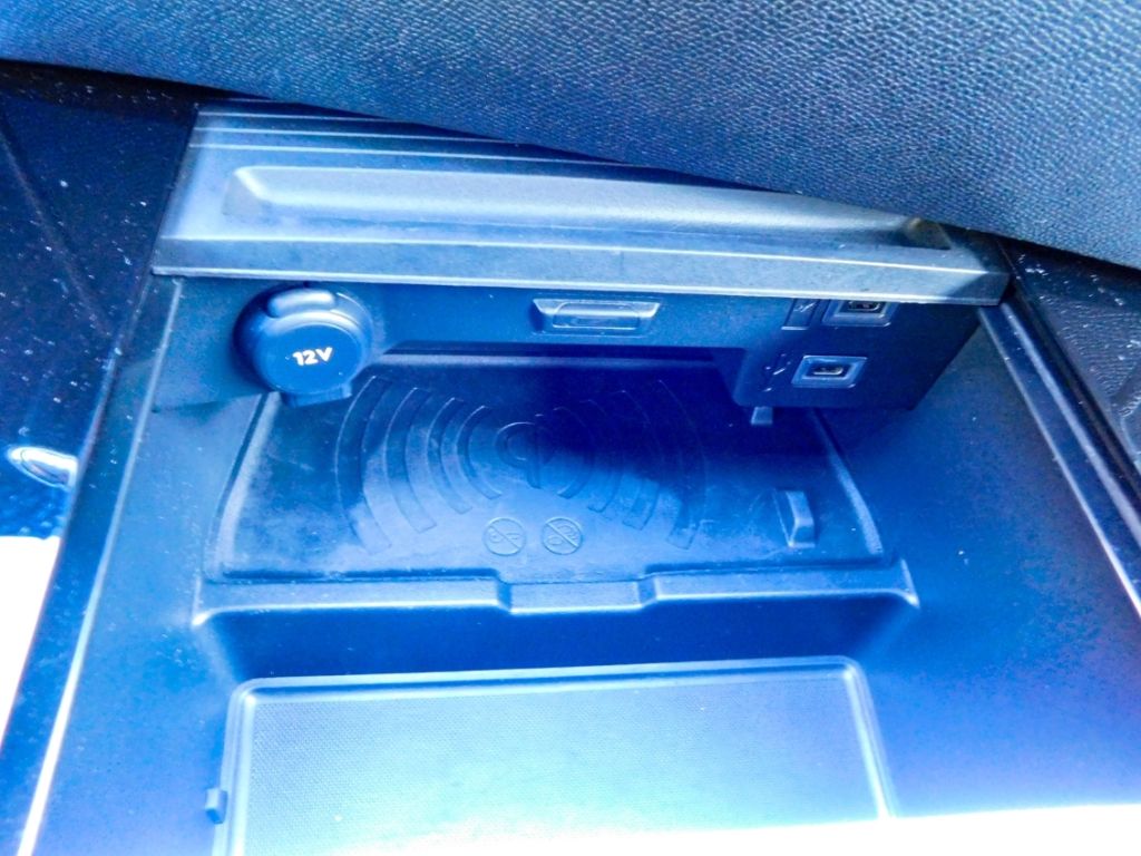 Fahrzeugabbildung Opel Astra L 1,2 Ultimate Automatik Leder Panoramadac