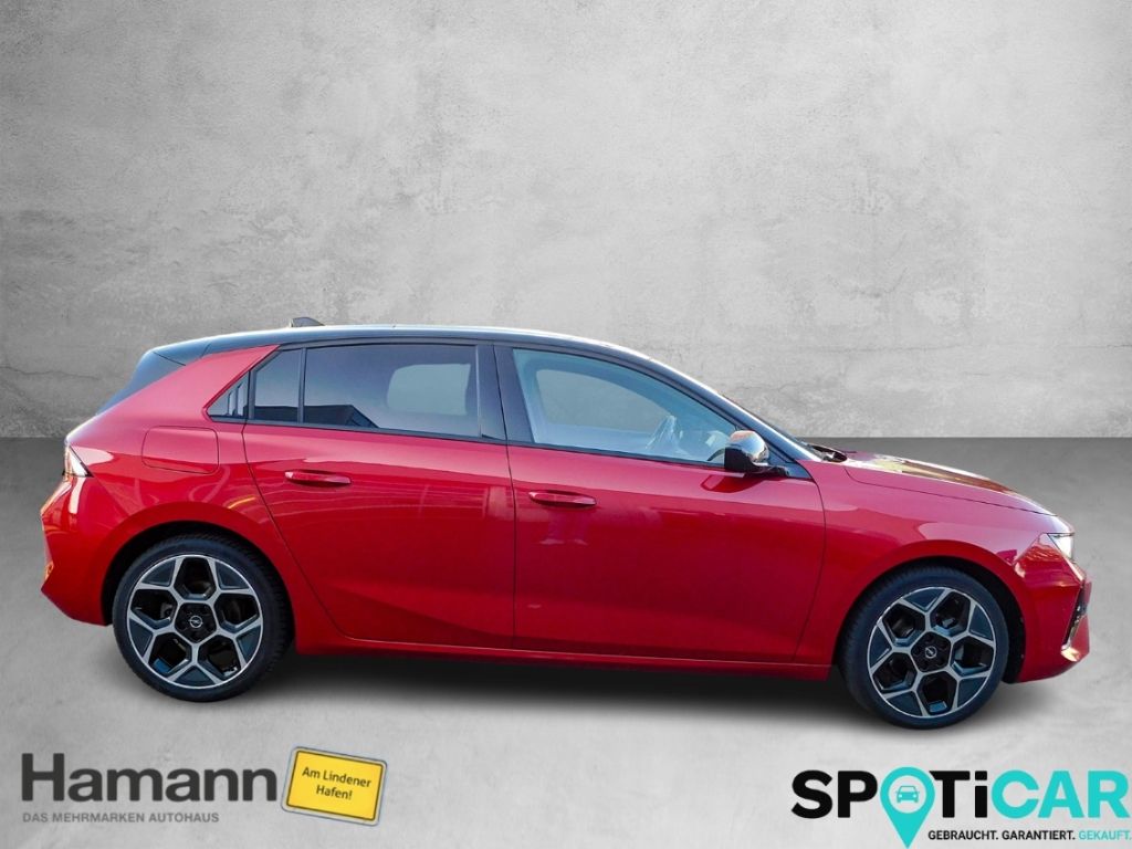 Fahrzeugabbildung Opel Astra L 1,2 Ultimate Automatik Leder Panoramadac